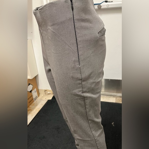 WHBM SLIM ANKLE DRESS PANTS WITH SIDE ZIP, size 4R. - Picture 4 of 6